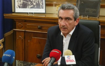 Με ανάθεση έργου θα αντιμετωπιστεί από το 2017, το πρόβλημα του καθαρισμού των μεγάλων οδικών αξόνων της Ρόδου