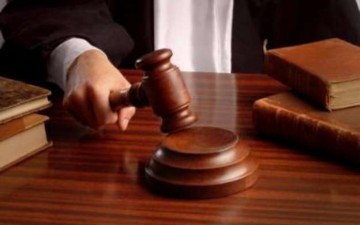 Στο εδώλιο ασφαλιστής για απάτη