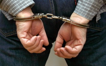 Δύο συλλήψεις στη Ρόδο για παραβίαση σφράγισης καταστημάτων