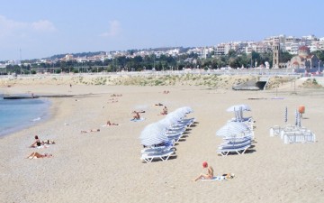 Μπορούμε να αποκτήσουμε το παραλιακό μέτωπο  που αξίζει στην Ρόδο;