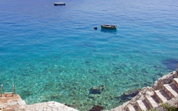 Πρόγραμμα επιμήκυνσης της περιόδου σε Δωδεκάνησα και Κρήτη - Στόχος οι 600.000 επιπλέον τουρίστες σε μια 3ετία