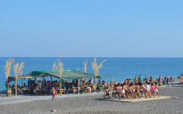 Summer Camp στην παραλία του Γενναδίου
