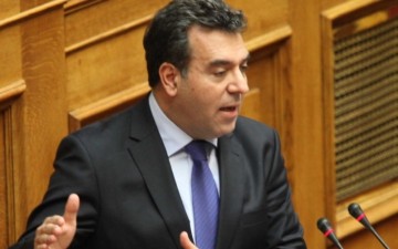 Να συνεχιστεί η λειτουργία του υποθηκοφυλακείου της Λέρου ζητάει ο Μάνος Κόνσολας