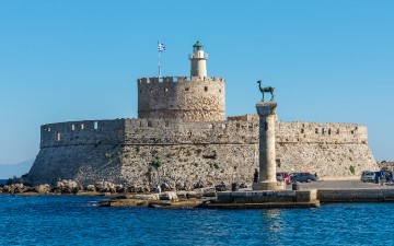 Η Περιφέρεια Νοτίου Αιγαίου «ξεκλειδώνει» την τουριστική αγορά της Ιορδανίας