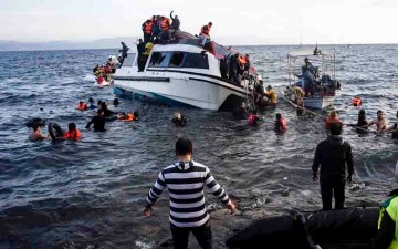 Νέες τουρκικές προειδοποιήσεις  για κατάρρευση της συμφωνίας για το προσφυγικό