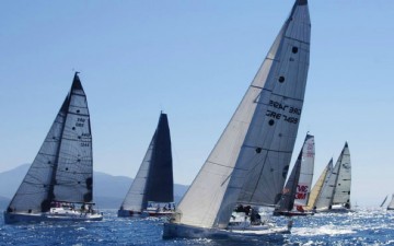 Με... πασαρέλα η «Aegean Regatta»