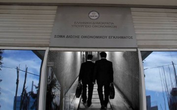 Έλεγχοι σε επιχειρήσεις για εικονικά τιμολόγια