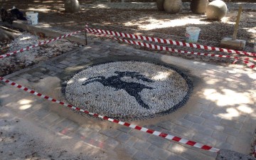 Με το ψηφιδωτό ελαφάκι θα γεμίσουν οι δρόμοι της Ρόδου