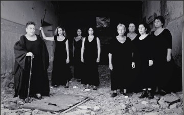Οι “Τρωάδες” από την  θεατρική ομάδα Λέρου