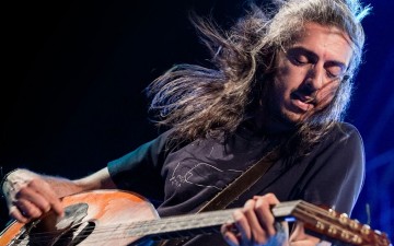 Ο Γιάννης Χαρούλης  σήμερα στο Αρχαίο Στάδιο της Ρόδου