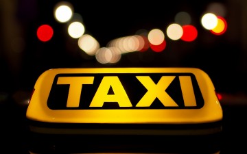 Τα ταξί και η μεγάλη τουριστική και κοινωνική τους δράση