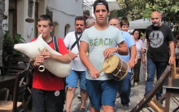 Παναιγαιακή Μουσική Συνάντηση Λαϊκών Πνευστών στην Ικαρία
