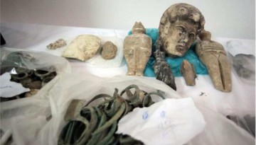 Οργανωμένο κύκλωμα αρχαιοκαπηλίας με λαθρανασκαφές σε Ρόδο και  όλη τη χώρα-Πωλούσαν αρχαία και στο εξωτερικό