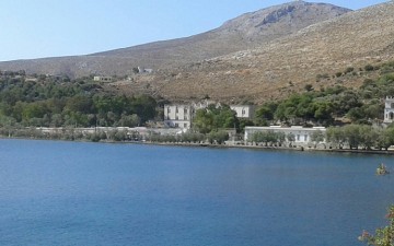 Ασέλγησε σε δύο προσφυγόπουλα μέσα στη θάλασσα