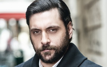 Γιώργος Χρυσοστόμου: «Τα μικρότερα αδέρφια δεν τα γνωρίζω και πολύ καλά»