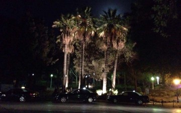 Ανάβει... προβολείς  ο Δήμος σε πλατείες και πάρκα