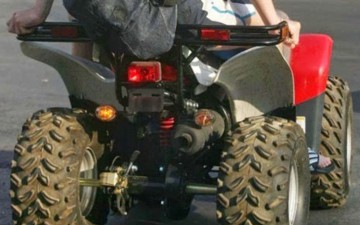 Ρόδος: Συνελήφθησαν δύο άτομα για επικίνδυνους ελιγμούς με «γουρούνα» στην Παλιά Πόλη