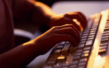 Στο εδώλιο 66χρονος για κατοχή υλικού παιδικής πορνογραφίας