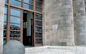 Στην ανακρίτρια Άγγλος για αποπλάνηση ανηλίκων