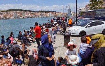 Οριστικό: Οι παράνομοι μετανάστες  παραμένουν μόνιμα στα 5 νησιά με “hot spot”