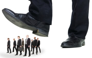 Ο εργασιακός...μεσαίωνας  καλά κρατεί στη Ρόδο
