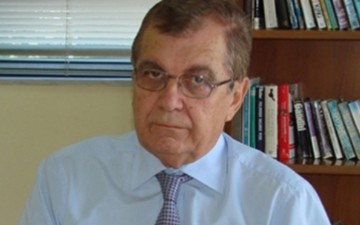 Δ. Κρεμαστινός: «Μόνο ο κόσμος του ΠΑΣΟΚ μπορεί να λάβει την ιστορική απόφαση του πώς θα εξελιχθεί το κόμμα»