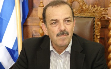 Τους λαμπτήρες φωτισμού θα αντικαταστήσει ο δήμος Ρόδου