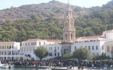 Περισσότεροι από κάθε άλλη χρονιά οι προσκυνητές στον Πανορμίτη φέτος