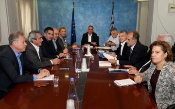 Την κατάργηση των Αποκεντρωμένων Διοικήσεων ζήτησαν οι Περιφερειάρχες από τον υπουργό Εσωτερικών