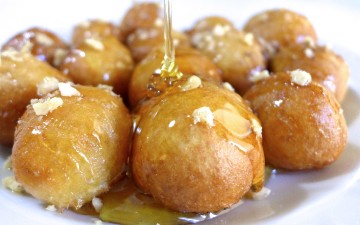 Γιορτή λουκουμάδων και τηγανίτων στην Αρχίπολη