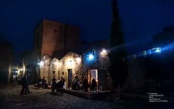 Πανηγυρική λειτουργία στο  εκκλησάκι της Αγίας Αικατερίνης