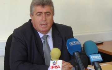 Παραμένουν οι οικονομικές υπηρεσίες της Περιφέρειας στη Ρόδο