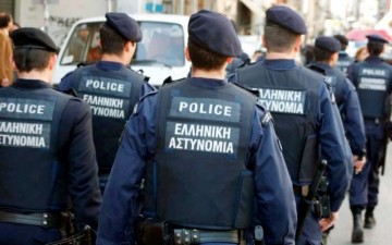 Ελληνική Αστυνομία:  Πολλές οι ελλείψεις στο δύσκολο έργο της