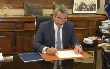 «Το σύνολο των νησιών της Περιφέρειας Νοτίου Αιγαίου, αφορά το διάγγελμα του Πρωθυπουργού περί αναστολής της αύξησης του ΦΠΑ»