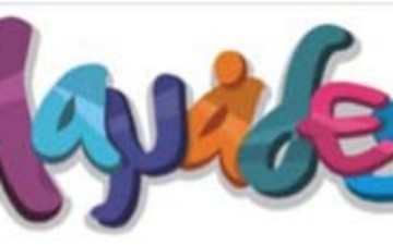 Το χαλί του Άι Βασίλη  στην πλατεία δημαρχείου, από τις Μαμάδες στη Ρόδο