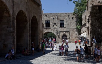 Πολλές δράσεις περιλαμβάνει  το πρόγραμμα προβολής του δήμου