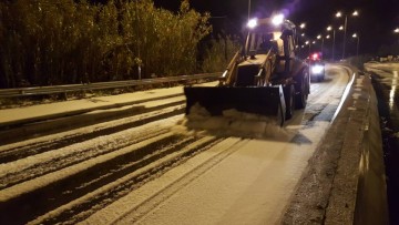 Στα... λευκά ντύθηκε η ανατολική πλευρά της Ρόδου