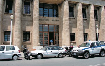 Τρεις αλλοδαποί στο  εδώλιο κατηγορούμενοι  για μαστροπεία