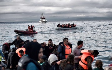 Εντοπισμός και διάσωση 35 μεταναστών στη νησίδα Ρω