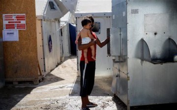 Ύπατη Αρμοστεία: Να επιταχυνθεί  η μεταφορά αιτούντων άσυλο από τα νησιά