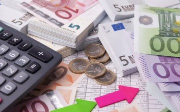 Πετρόπουλος: Τι είπε για μπλοκάκια και ασφαλιστικές εισφορές ελεύθερων επαγγελματιών