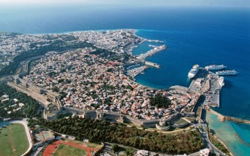 Η Ένωση  Γονέων Μαθητών Δήμου Ρόδου καταγγέλλει την Χρυσή Αυγή για ξυλοδαρμό δασκάλων και γονέων
