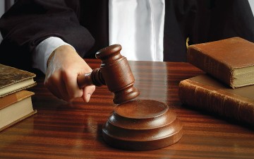 Αναπροσαρμόζονται τέλη, παράβολα, δικαστικά έξοδα