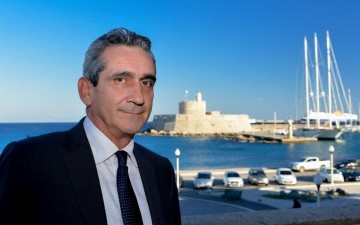 «Ο Ν. Θεοδωρίδης απάντησε σήμερα στο ερώτημα αν η λειτουργία της Αποκεντρωμένης Διοίκησης είναι αποτέλεσμα ανικανότητας ή σκοπιμοτήτων»