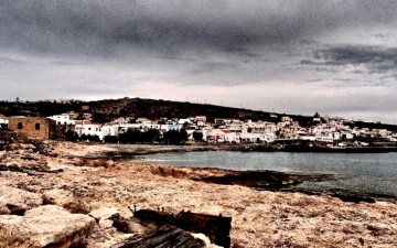 Το σαπάκι ασθενοφόρο της Κάσου!  Σύμβολο ολόκληρης της χώρας