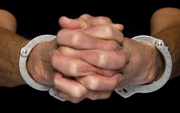 «Χειροπέδες» σε 50χρονο που είχε καταδικαστεί για διακεκριμένη κλοπή