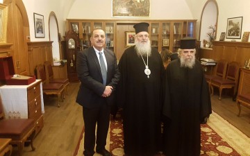 Αναγόρευση του Δημάρχου Ρόδου σε Ανώτερον Ταξιάρχην του Τάγματος των Ορθόδοξων Σταυροφόρων του Πανάγιου Τάφου