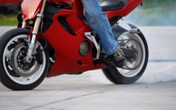 Εικοσιεπτάχρονος οδηγούσε κλεμμένη μοτοσυκλέτα