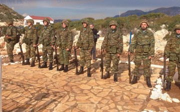Απίστευτο: 38 οπλίτες ζήτησαν να συνεχίσουν τη θητεία τους στα σύνορα!