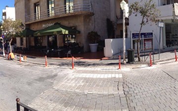 Κολωνάκια εναντίον της... νοοτροπίας μας